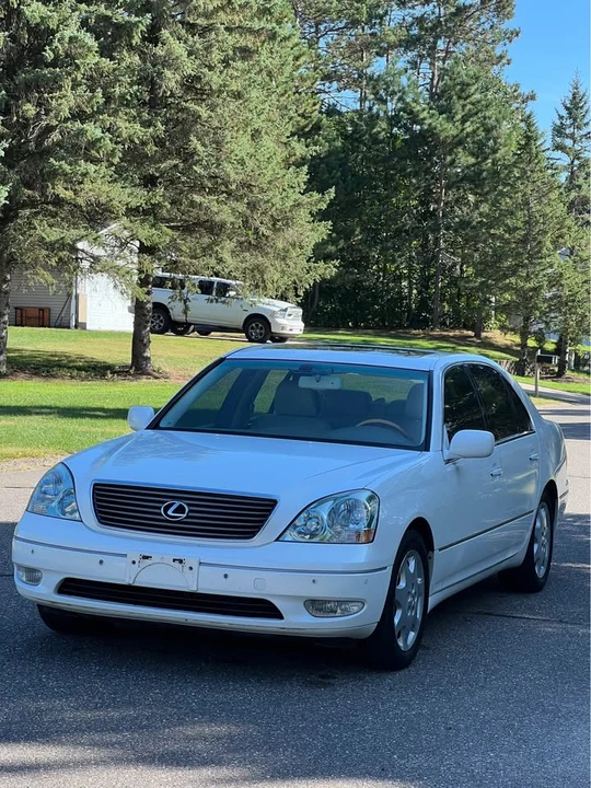 2003 Lexus LS 3rd Gen - Image 3 of 20