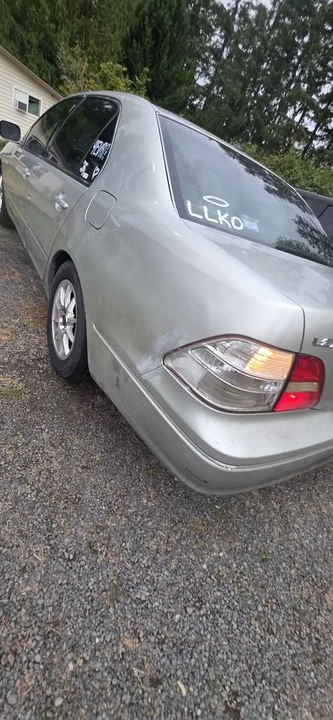 2003 Lexus LS 3rd Gen - Image 6 of 7