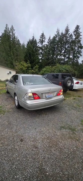 2003 Lexus LS 3rd Gen - Image 5 of 7