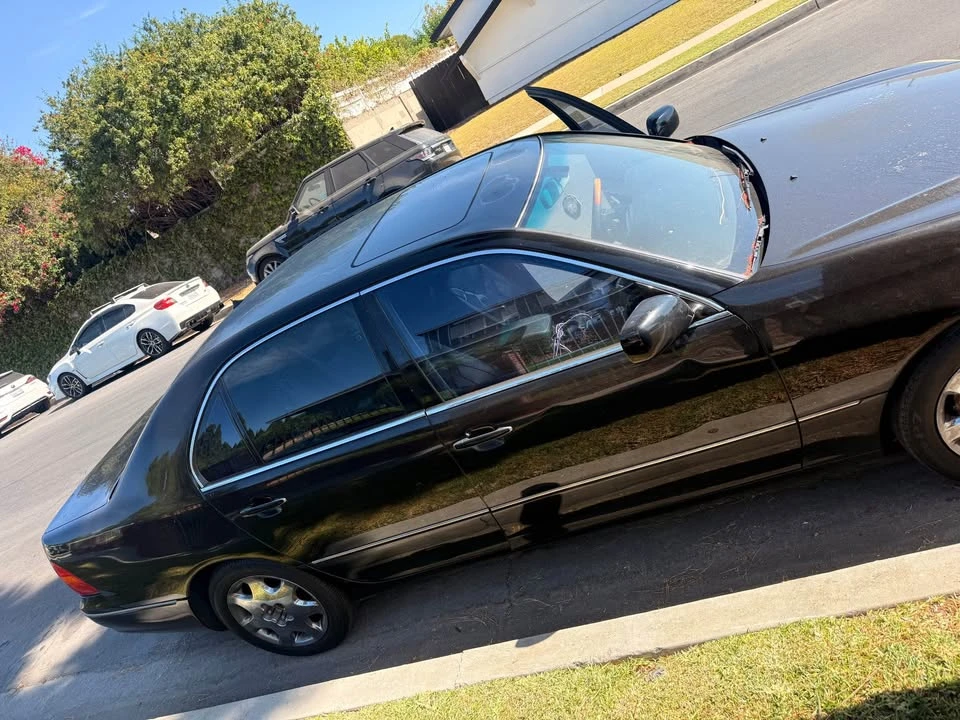 2003 Lexus LS 3rd Gen - Image 6 of 6