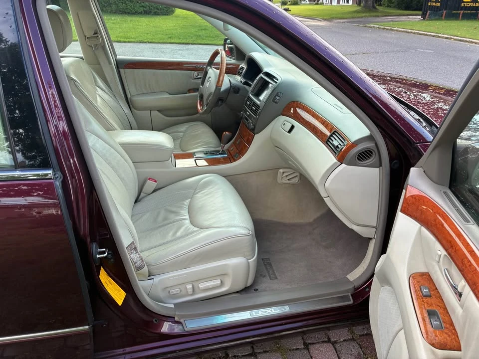 2003 Lexus LS 3rd Gen - Image 6 of 13