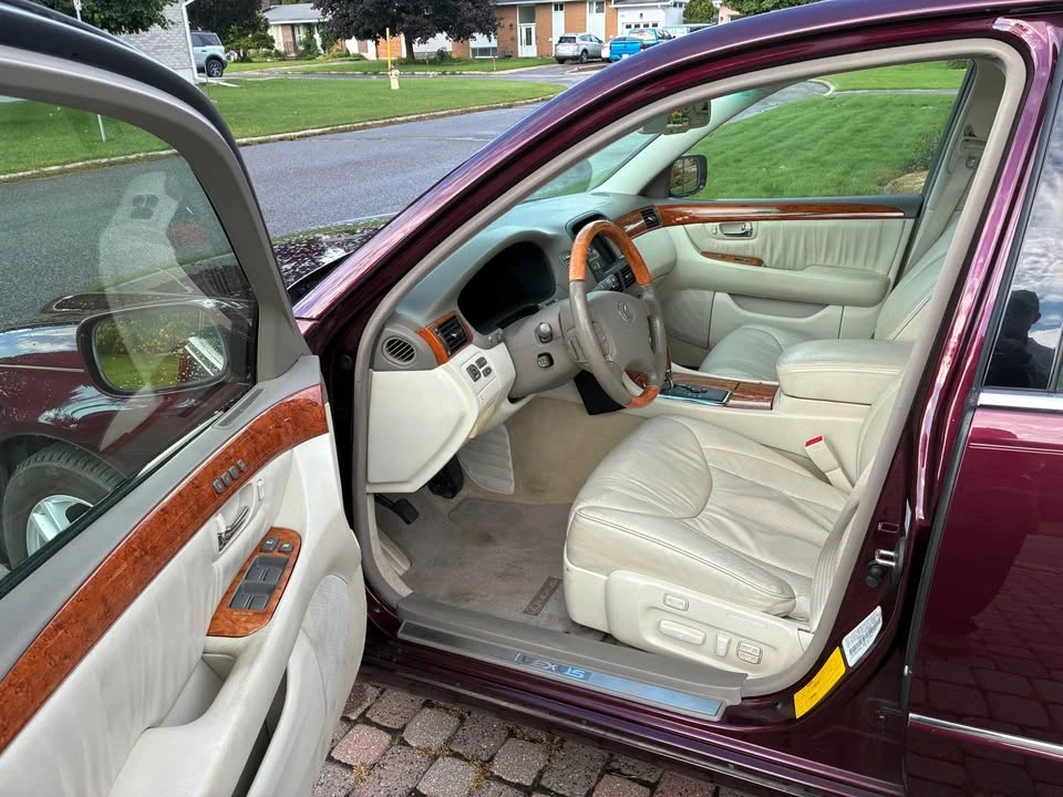 2003 Lexus LS 3rd Gen - Image 7 of 13
