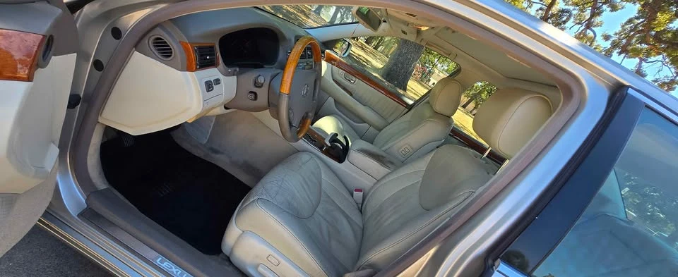 2003 Lexus LS 3rd Gen - Image 9 of 11