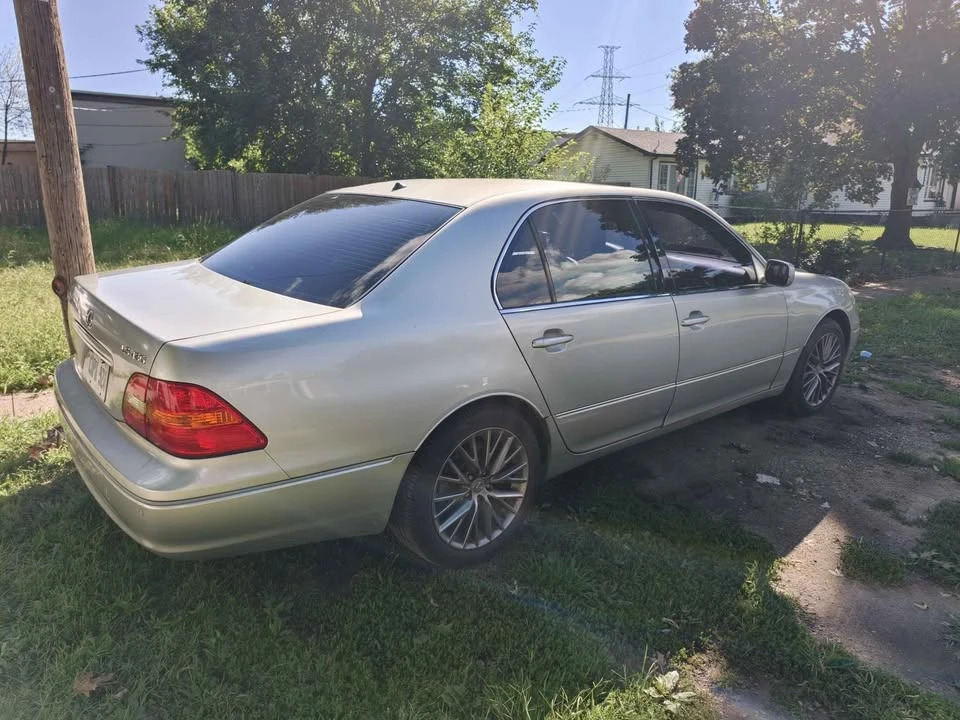 2003 Lexus LS 3rd Gen - Image 2 of 15