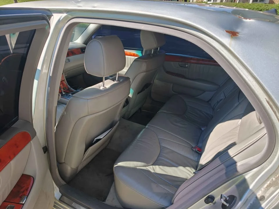 2003 Lexus LS 3rd Gen - Image 6 of 15