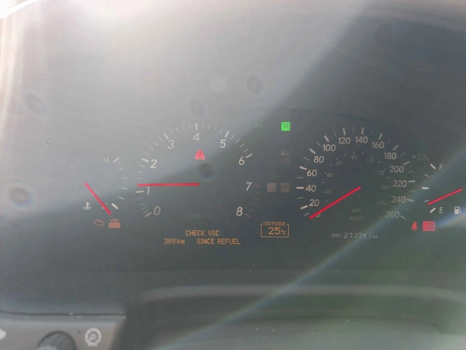 2003 Lexus LS 3rd Gen - Image 8 of 15