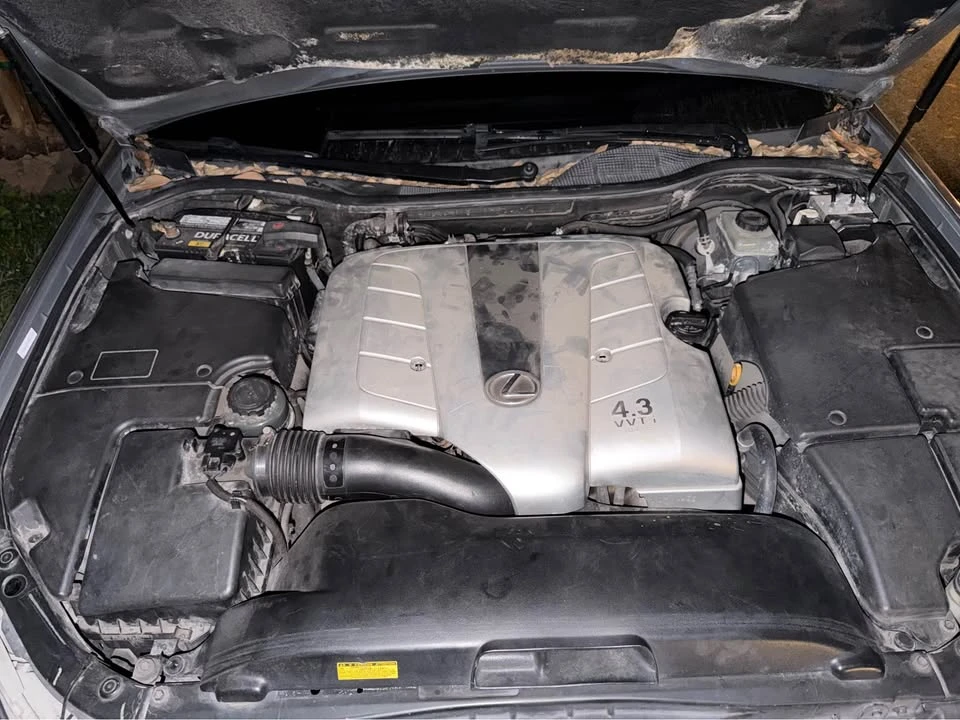 2003 Lexus LS 3rd Gen - Image 3 of 7
