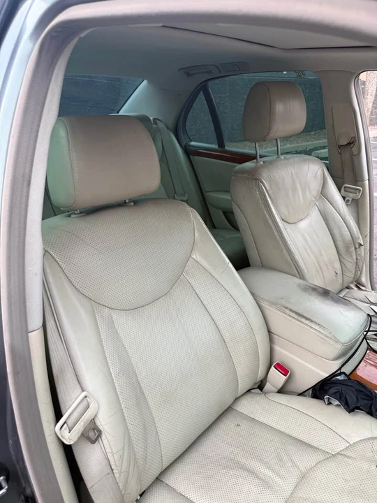 2003 Lexus LS 3rd Gen - Image 8 of 10