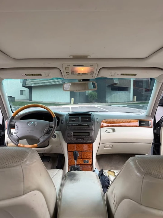 2003 Lexus LS 3rd Gen - Image 10 of 10