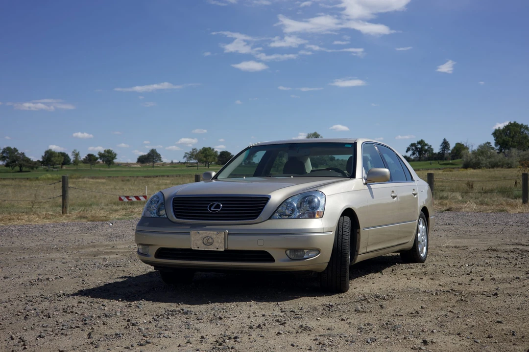 2003 Lexus LS 3rd Gen - Image 8 of 31