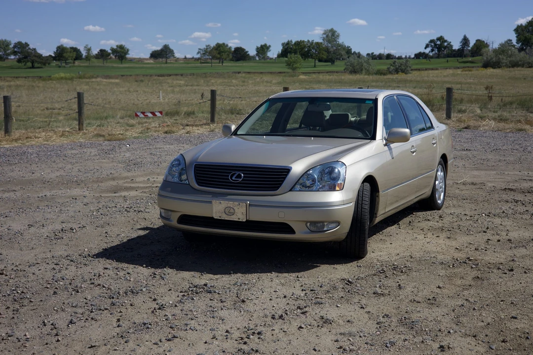 2003 Lexus LS 3rd Gen - Image 7 of 31