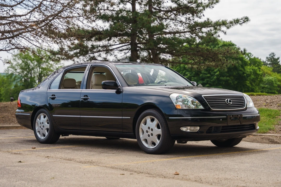 2003 Lexus LS - Image 24 of 31