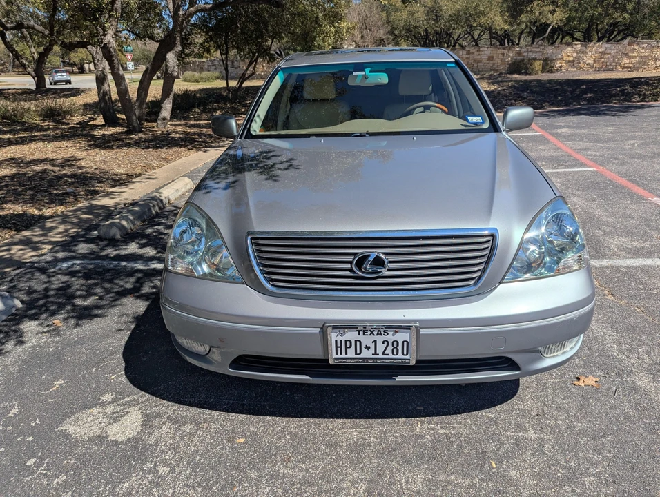 2003 Lexus LS 3rd Gen - Image 5 of 31