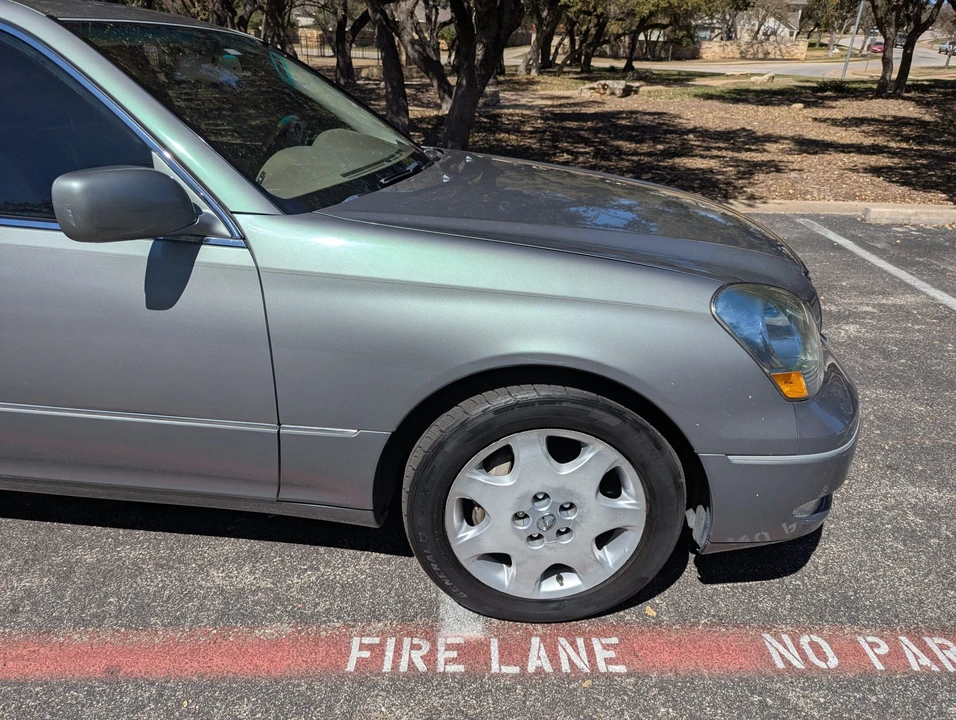 2003 Lexus LS 3rd Gen - Image 22 of 31