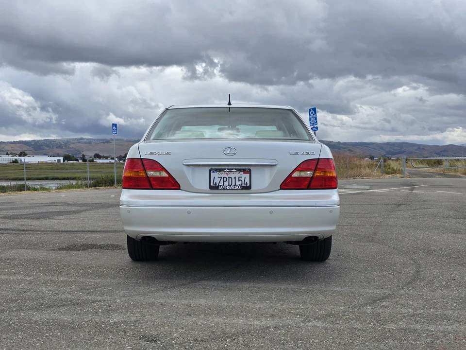 2003 Lexus - Image 13 of 31