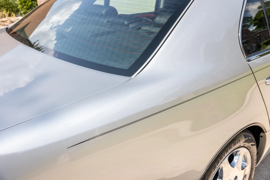 2003 Lexus LS 3rd Gen - Image 25 of 31