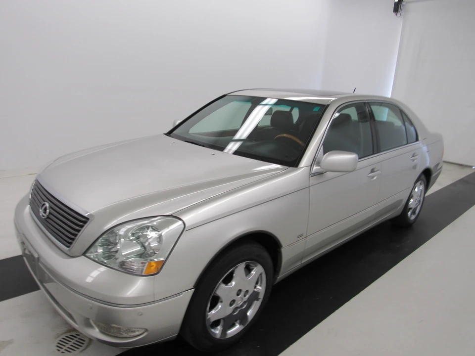 2003 Lexus LS 3rd Gen - Image 4 of 31