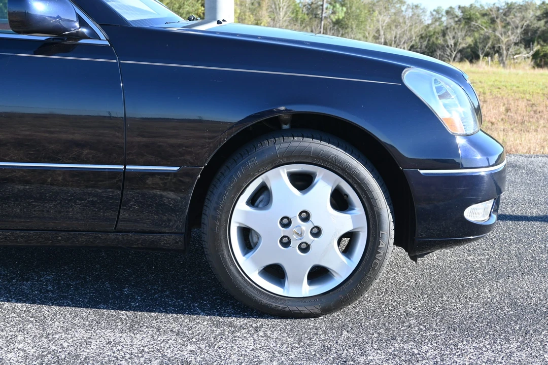 2003 Lexus LS 3rd Gen - Image 31 of 31