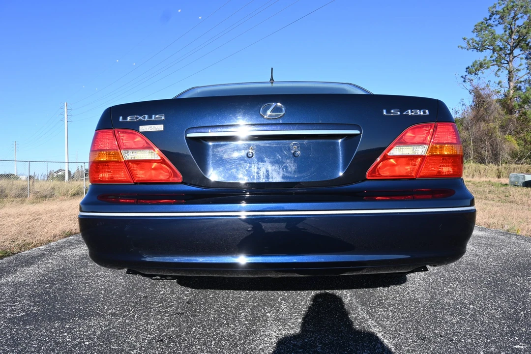 2003 Lexus LS 3rd Gen - Image 9 of 31