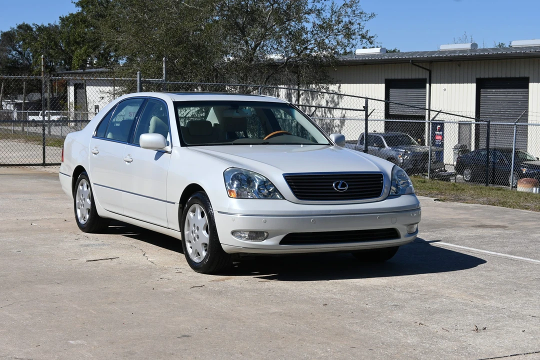 2003 Lexus LS 3rd Gen - Image 3 of 31