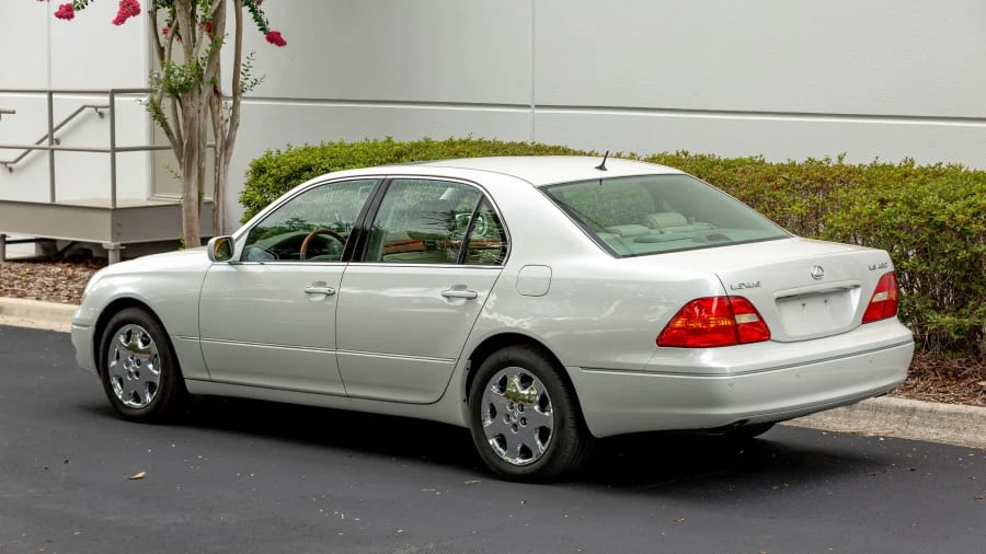 2003 Lexus LS 3rd Gen - Image 6 of 31