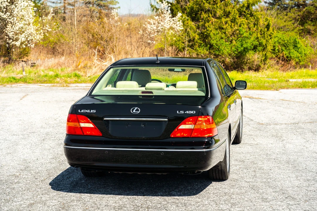 2003 Lexus LS 3rd Gen - Image 30 of 31