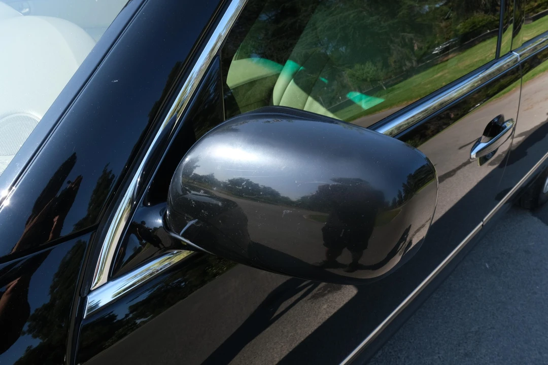 2003 Lexus LS 3rd Gen - Image 14 of 31