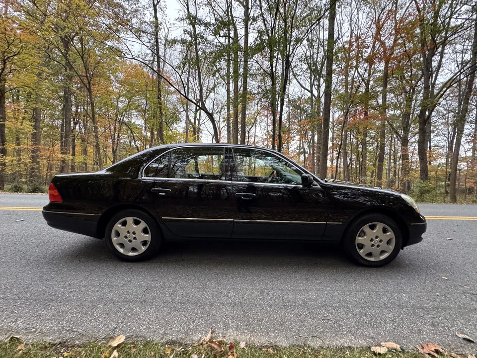2003 Lexus LS 2nd Gen - Image 17 of 31