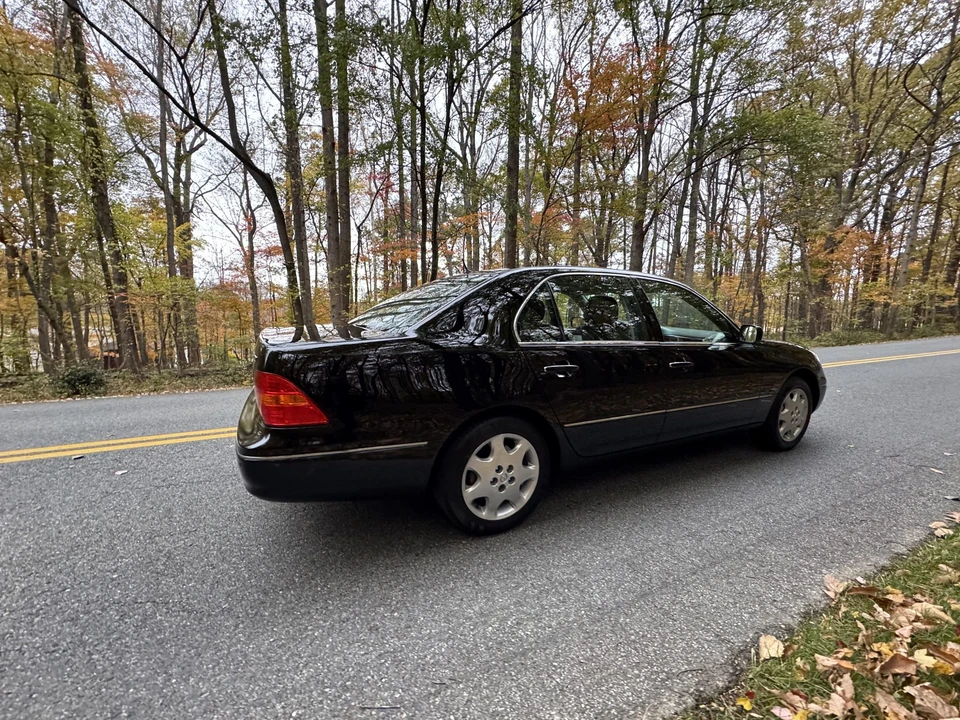 2003 Lexus LS 2nd Gen - Image 19 of 31