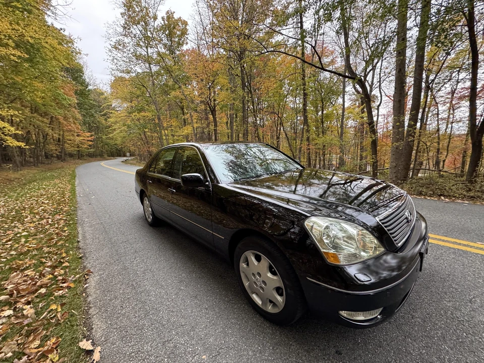 2003 Lexus LS 2nd Gen - Image 15 of 31
