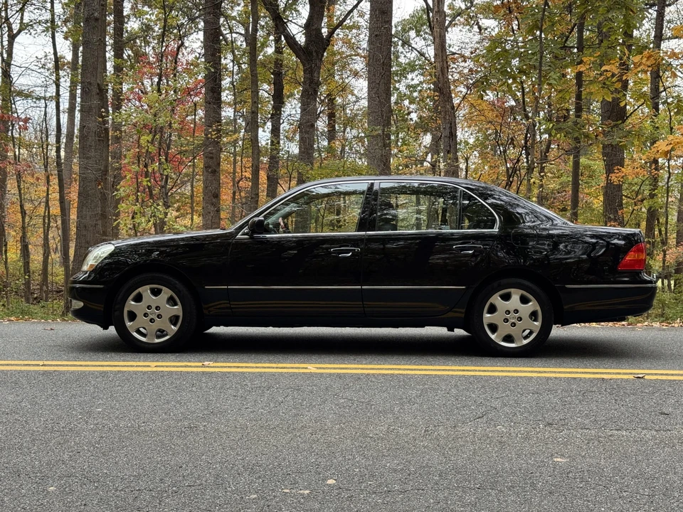 2003 Lexus LS 2nd Gen - Image 25 of 31