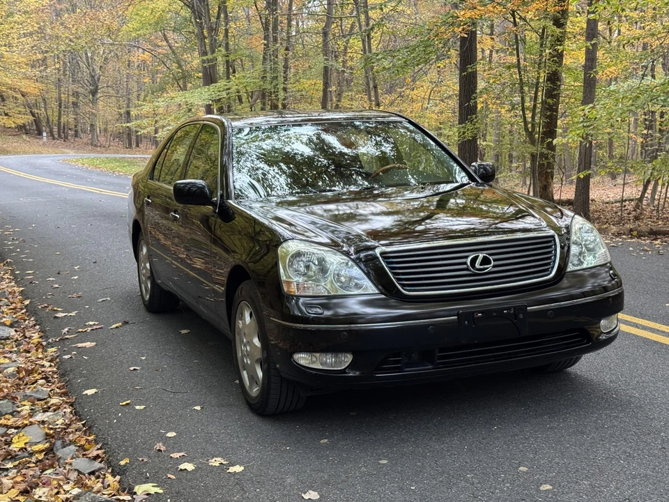 2003 Lexus LS 2nd Gen - Image 10 of 31