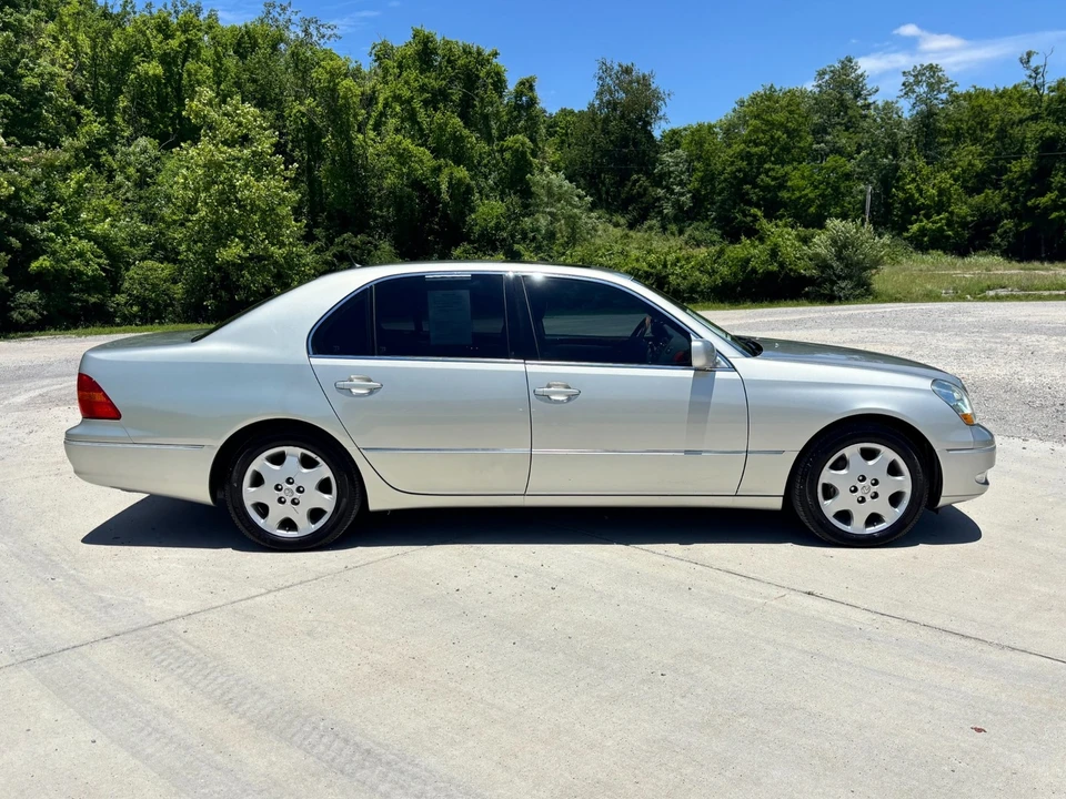 2003 Lexus LS 3rd Gen - Image 7 of 31