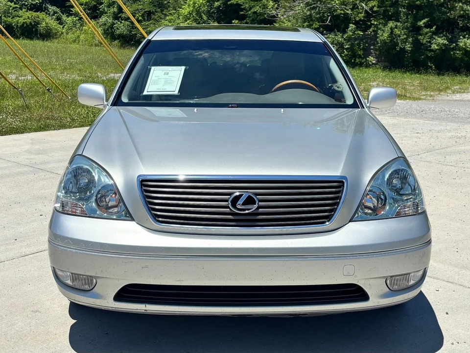 2003 Lexus LS 3rd Gen - Image 5 of 31
