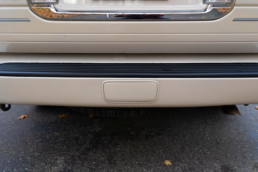 2003 Lexus LX 2nd Gen - Image 21 of 31