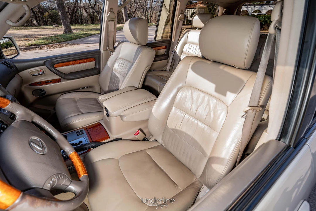 2003 Lexus LX 2nd Gen - Image 30 of 31