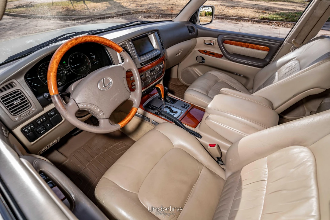 2003 Lexus LX 2nd Gen - Image 29 of 31