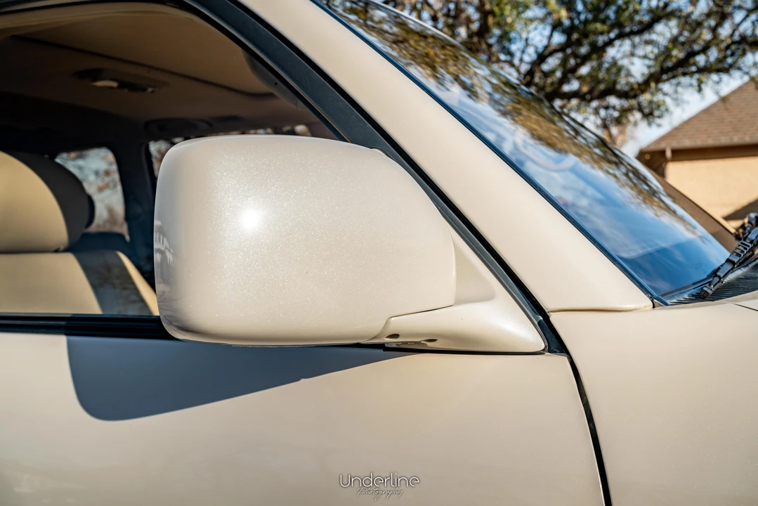 2003 Lexus LX 2nd Gen - Image 23 of 31