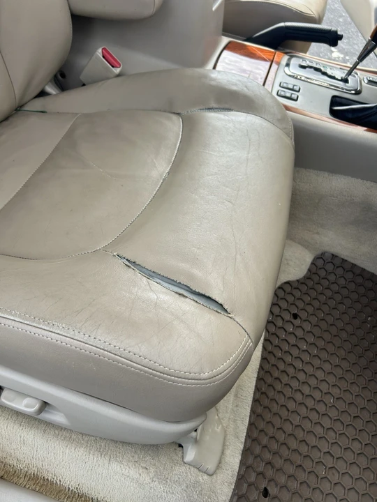 2003 Lexus LX 2nd Gen - Image 18 of 20