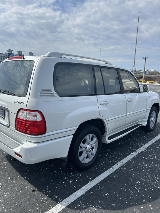 2003 Lexus LX 2nd Gen - Image 6 of 20