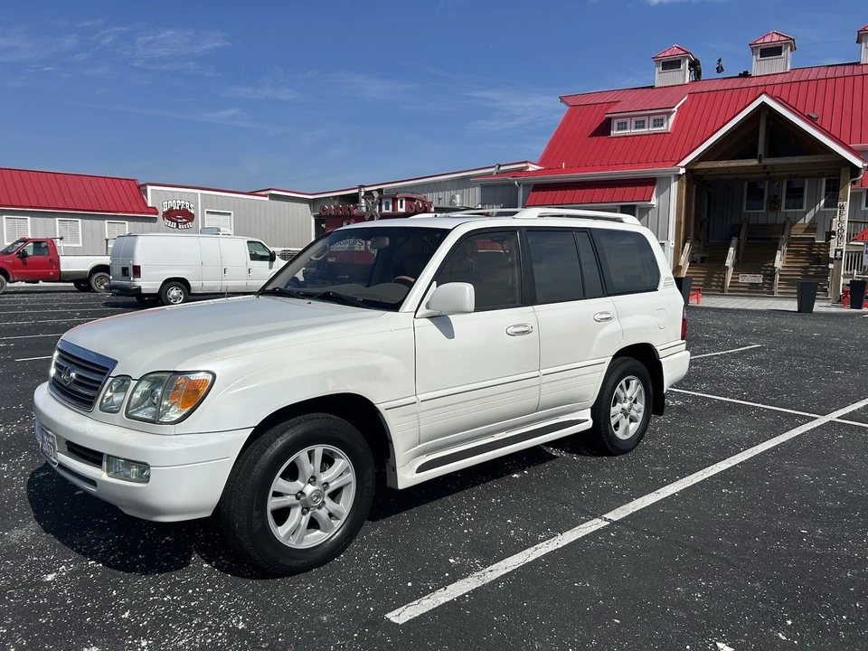 2003 Lexus LX 2nd Gen - Image 2 of 20