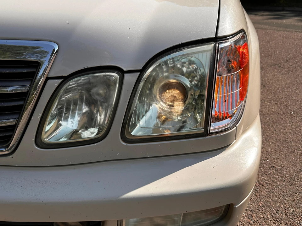 2003 Lexus LX 2nd Gen - Image 13 of 31
