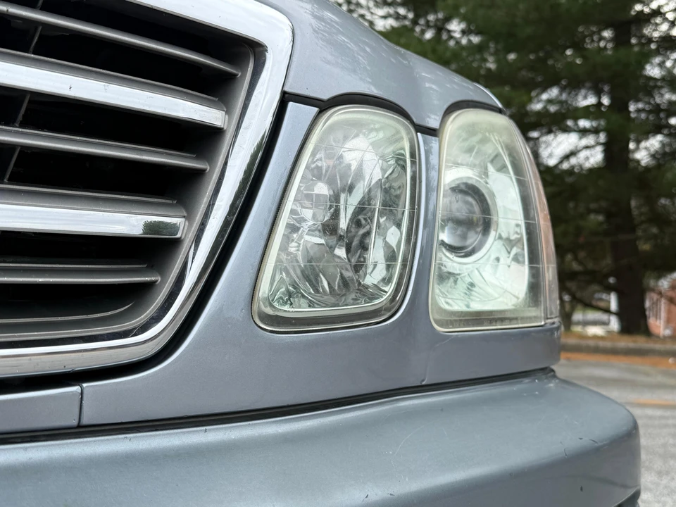 2003 Lexus LX 2nd Gen - Image 26 of 31