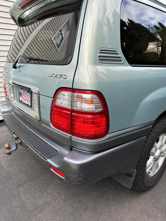 2003 Lexus LX 2nd Gen - Image 27 of 31