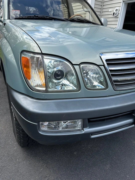 2003 Lexus LX 2nd Gen - Image 11 of 31