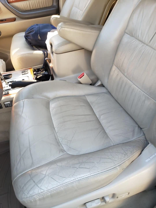 2003 Lexus LX 2nd Gen - Image 17 of 17