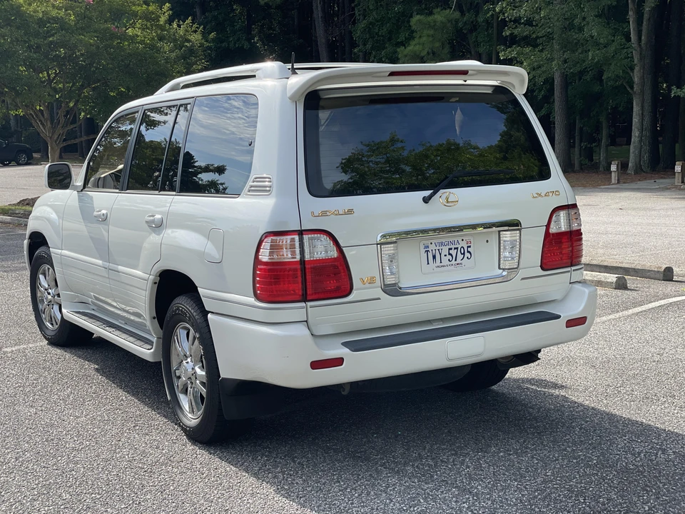 2003 Lexus LX 2nd Gen - Image 20 of 31