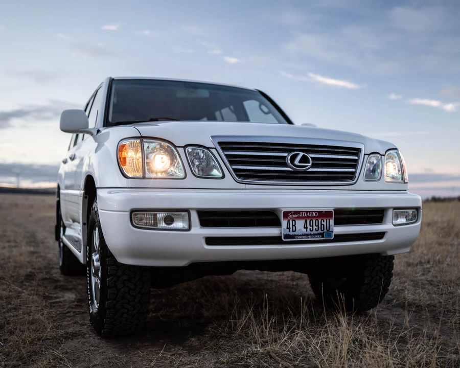 2003 Lexus LX 2nd Gen - Image 19 of 19