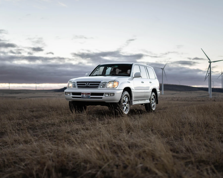 2003 Lexus LX 2nd Gen - Image 6 of 19
