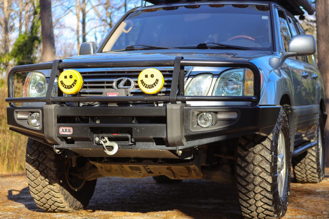 2003 Lexus LX 2nd Gen - Image 25 of 30
